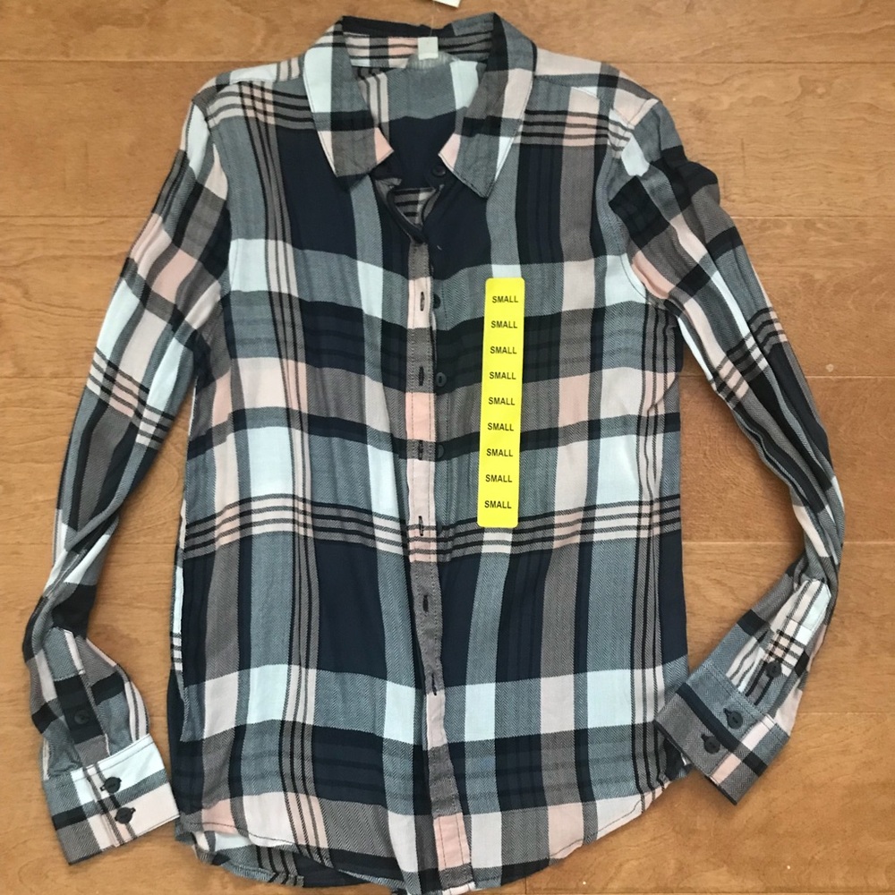 Women’s shirt